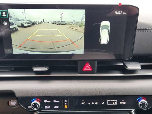 New 2026 Kia Carnival EX FWD image 15