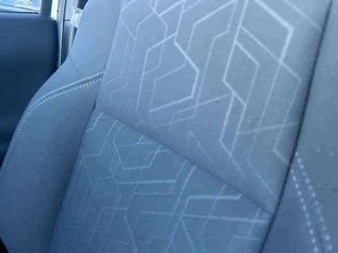 Used 2019 Toyota Tacoma TRD Off-Road image 46