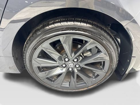 Used 2025 Toyota Corolla SE FWD image 82