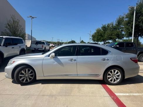 Used 2007 Lexus LS 460 L RWD image 5
