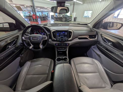 Used 2021 GMC Terrain SLT FWD image 4