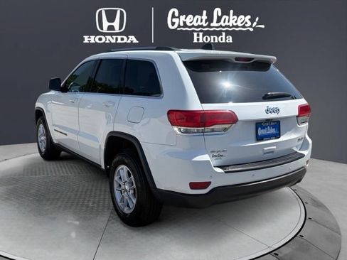 Used 2019 Jeep Grand Cherokee Laredo AWD/4WD image 4