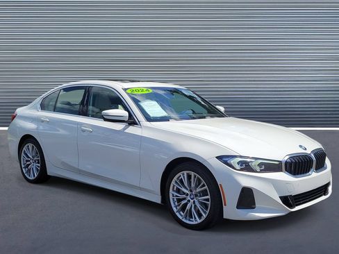 Used 2024 BMW 330e w/ Convenience Package RWD image 2