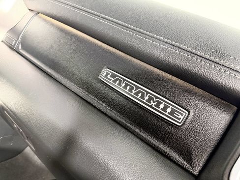 Used 2019 RAM 1500 Laramie w/ Sport Appearance Package AWD/4WD image 60