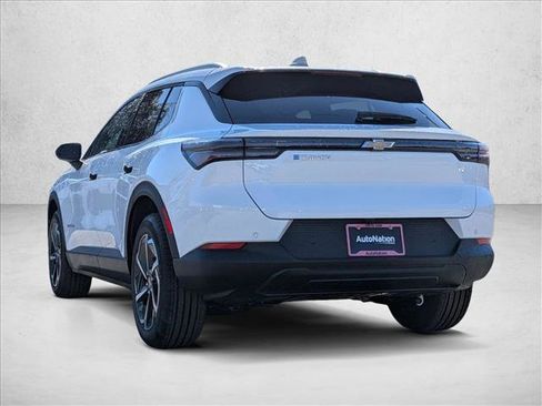 New 2026 Chevrolet Equinox EV LT image 5