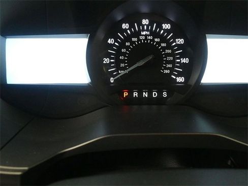 Used 2022 Ford Edge ST-Line image 13