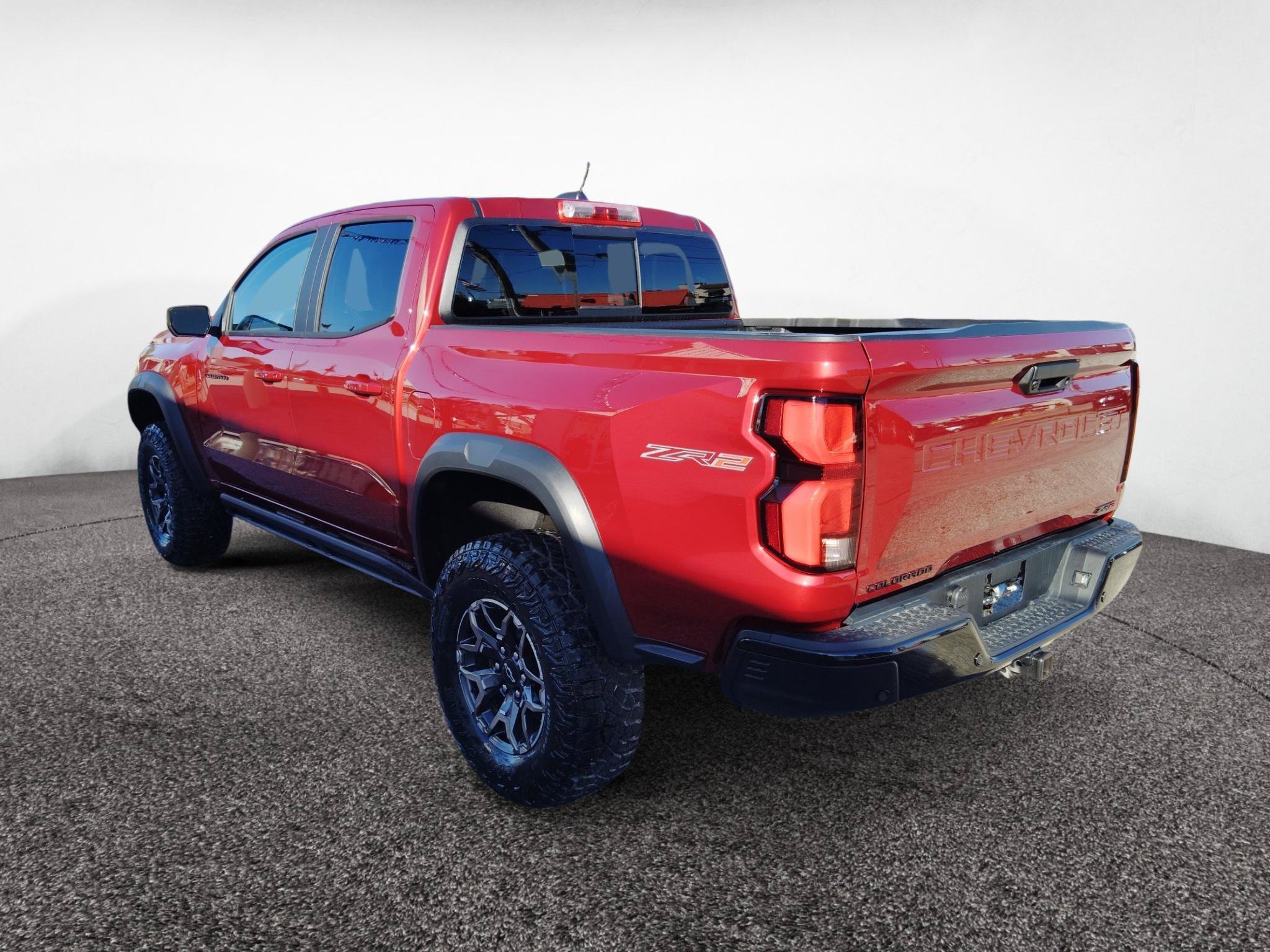 New 2026 Chevrolet Colorado ZR2 w/ Technology Package AWD/4WD image 5