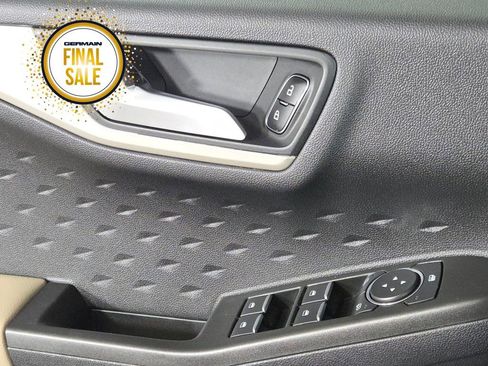 Used 2020 Ford Escape SE Sport image 22