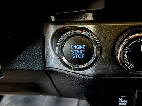 Used 2023 Toyota Tacoma TRD Pro AWD/4WD image 22