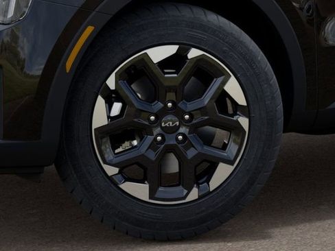 New 2025 Kia Sorento S image 9