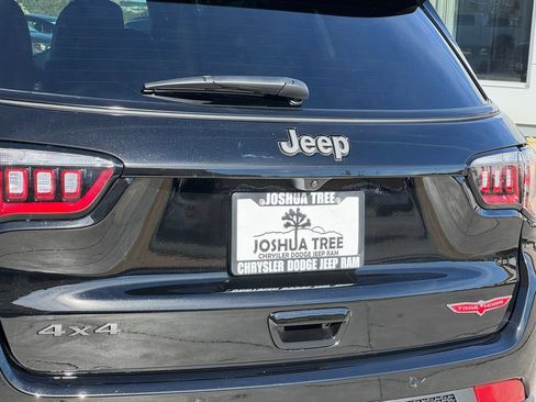 New 2026 Jeep Compass Trailhawk image 9