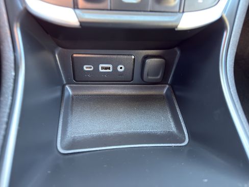 Used 2024 GMC Terrain SLE image 20