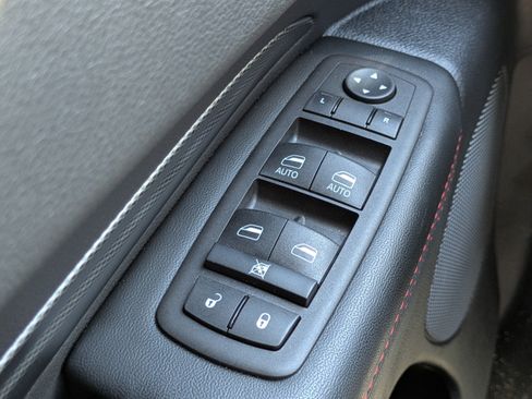 Used 2025 Dodge Durango GT w/ Blacktop Package RWD image 19