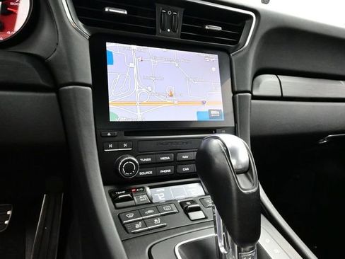 Certified 2018 Porsche 911 Targa 4 GTS AWD/4WD image 10