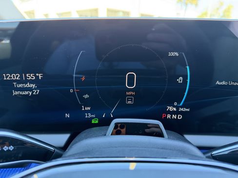 New 2026 Cadillac Optiq Luxury 2 image 29