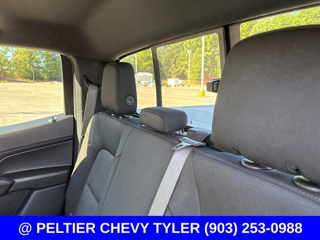 Used 2023 Chevrolet Colorado W/T w/ Technology Package RWD image 19