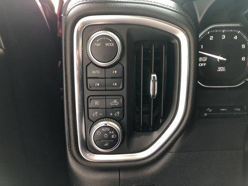 Used 2020 GMC Sierra 1500 Denali w/ Technology Package AWD/4WD image 34