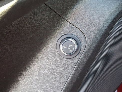 Used 2021 GMC Acadia SLE w/ Driver Convenience Package image 26