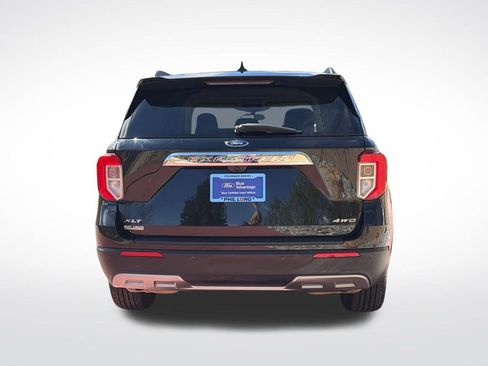 Certified 2022 Ford Explorer XLT w/ Equipment Group 202A AWD/4WD image 7