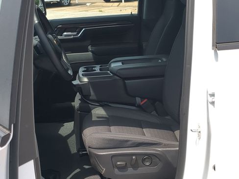 Used 2023 Chevrolet Silverado 1500 LT w/ Z71 Off-Road Package AWD/4WD image 12