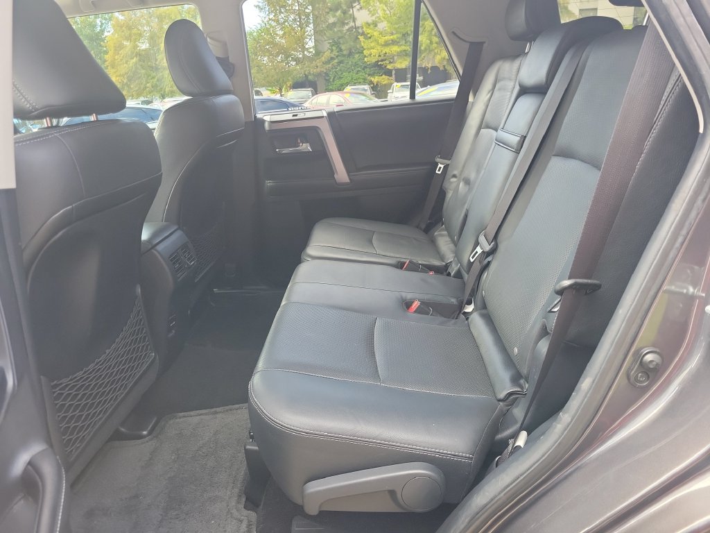 Used 2015 Toyota 4Runner Limited AWD/4WD image 30