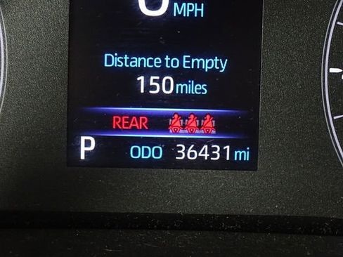 Used 2023 Toyota Corolla LE image 32