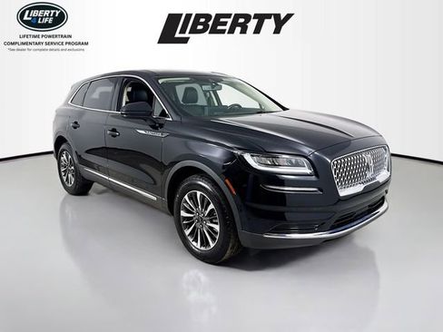 Used 2023 Lincoln Nautilus Reserve image 1