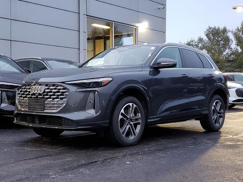 New 2025 Audi Q5 Premium Plus image 1