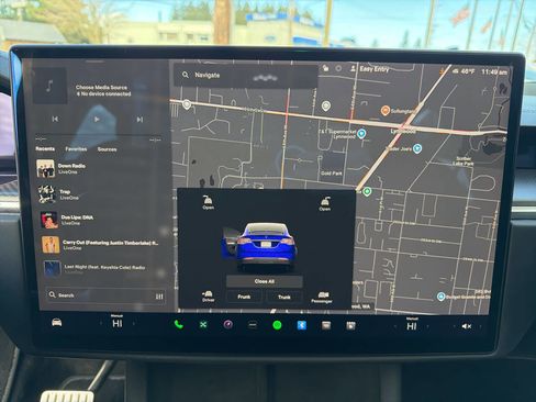 Used 2022 Tesla Model X Plaid image 28