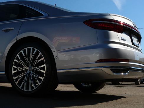 Used 2019 Audi A8 L 3.0T w/ Executive Package image 17
