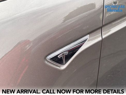 Used 2016 Tesla Model X 90D image 9