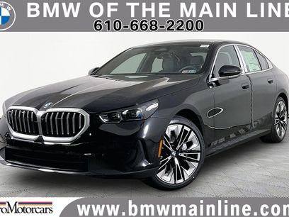 New 2026 BMW 530i xDrive w/ Premium Package