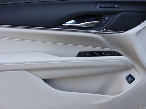 Certified 2025 Cadillac CT4 Premium Luxury RWD image 10