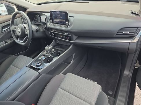 Certified 2023 Nissan Rogue SV AWD/4WD image 11