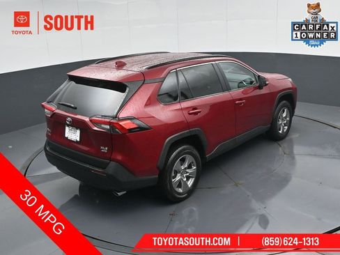 Used 2025 Toyota RAV4 XLE AWD/4WD image 43