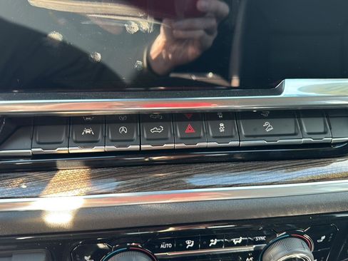 New 2026 Chevrolet Silverado 1500 LT Trail Boss w/ Convenience Package II image 15