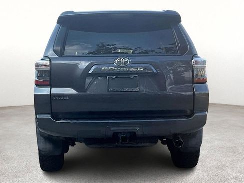Used 2018 Toyota 4Runner SR5 Premium image 7