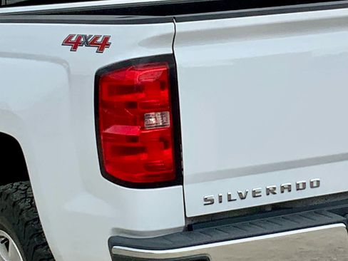Used 2017 Chevrolet Silverado 1500 LT w/ Trailering Package AWD/4WD image 15