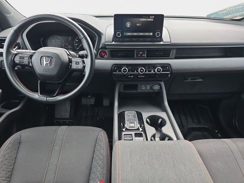 Certified 2023 Honda Pilot Sport image 14