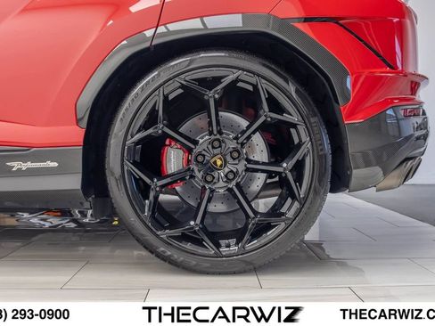 Used 2023 Lamborghini Urus Performante AWD/4WD image 22