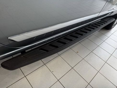 Used 2024 Chevrolet Silverado 3500 High Country w/ High Country Premium Package image 39