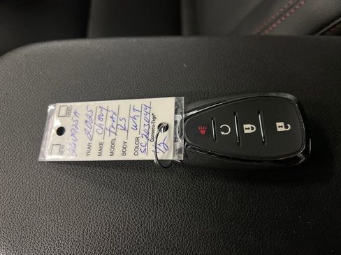 Certified 2025 Chevrolet Trax RS w/ Driver Confidence Package image 28