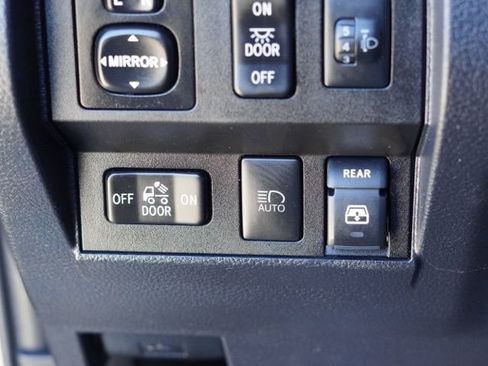 Used 2019 Toyota Tundra SR5 image 24