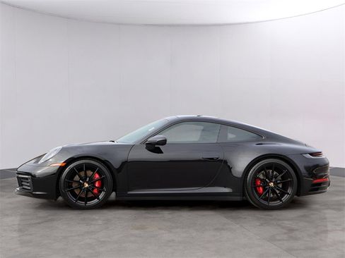 Used 2020 Porsche 911 Carrera 4S image 2