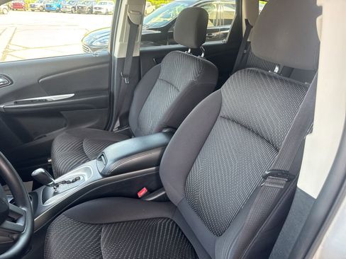 Used 2013 Dodge Journey SXT w/ Flexible Seating Group FWD image 20