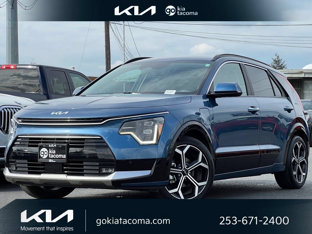 Used 2023 Kia Niro SX Touring FWD image 1
