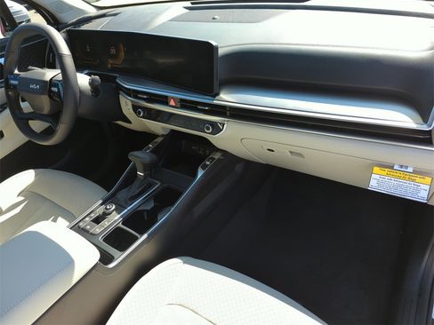 New 2026 Kia Sorento S image 13
