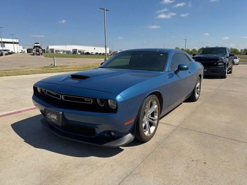 Used 2021 Dodge Challenger GT w/ Plus Package image 7