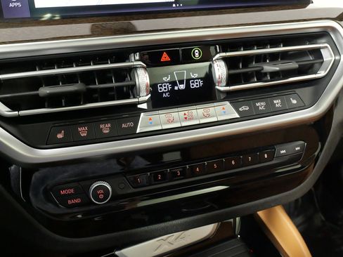 Used 2023 BMW X4 xDrive30i w/ Premium Package image 52