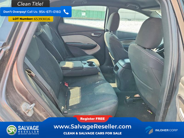 Used 2015 Dodge Dart SXT w/ Rallye Appearance Group FWD image 13